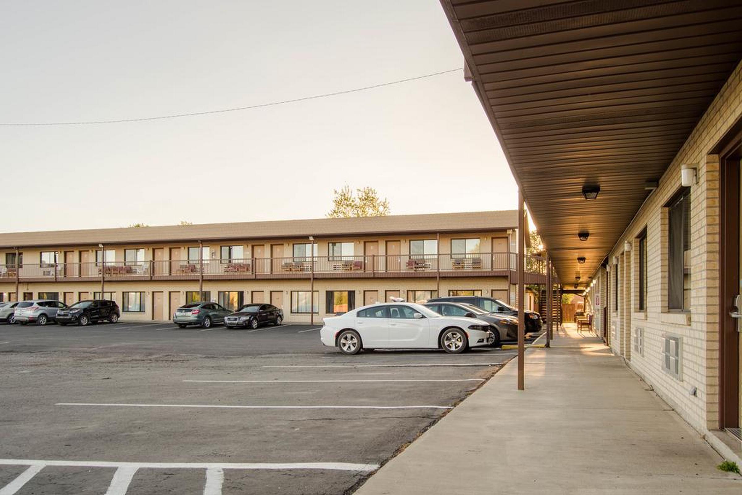 Econo Lodge Panguitch Near Bryce Canyon Exterior foto